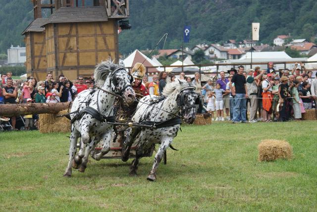 0082_wagenrennen.jpg - 15:00 UhrRömisches Streitwagenrennen