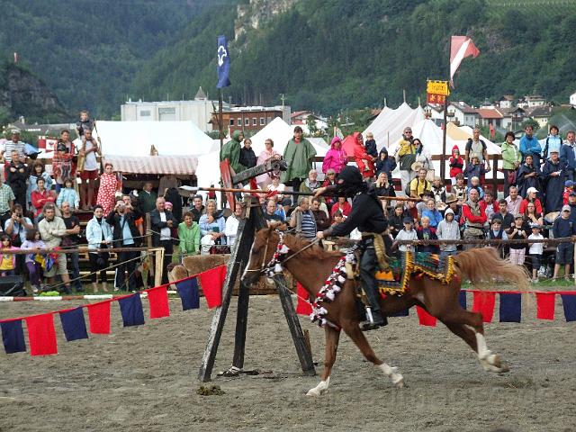 0156_ritterturnier_ring.jpg - 18 UhrRitterturnier der Kriegsherren